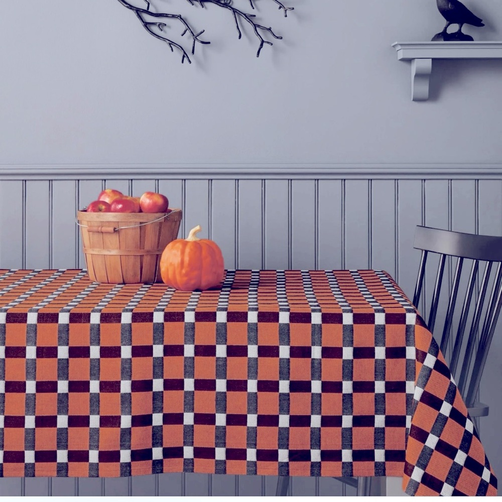 🆕- Hyde and EEK!- Halloween Plaid
Tablecloth 60”x84” Oblong